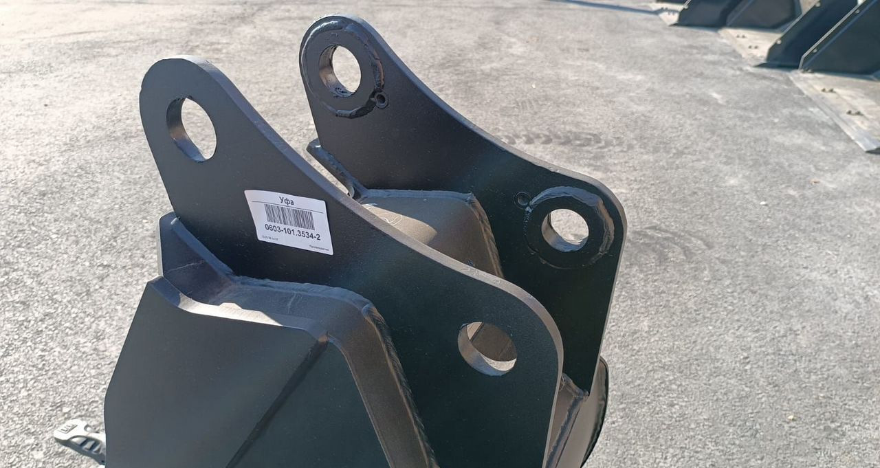 Ковш шириной 400мм (40см) на экскаватор погрузчик - Ковш для экскаватора: фото 5 Ковш шириной 400мм (40см) на экскаватор погрузчик - Ковш для экскаватора: фото 5