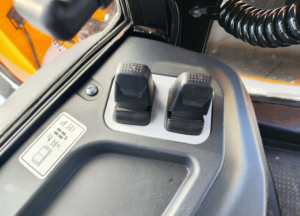 Новый Экскаватор-погрузчик Lonking 83C: фото 19