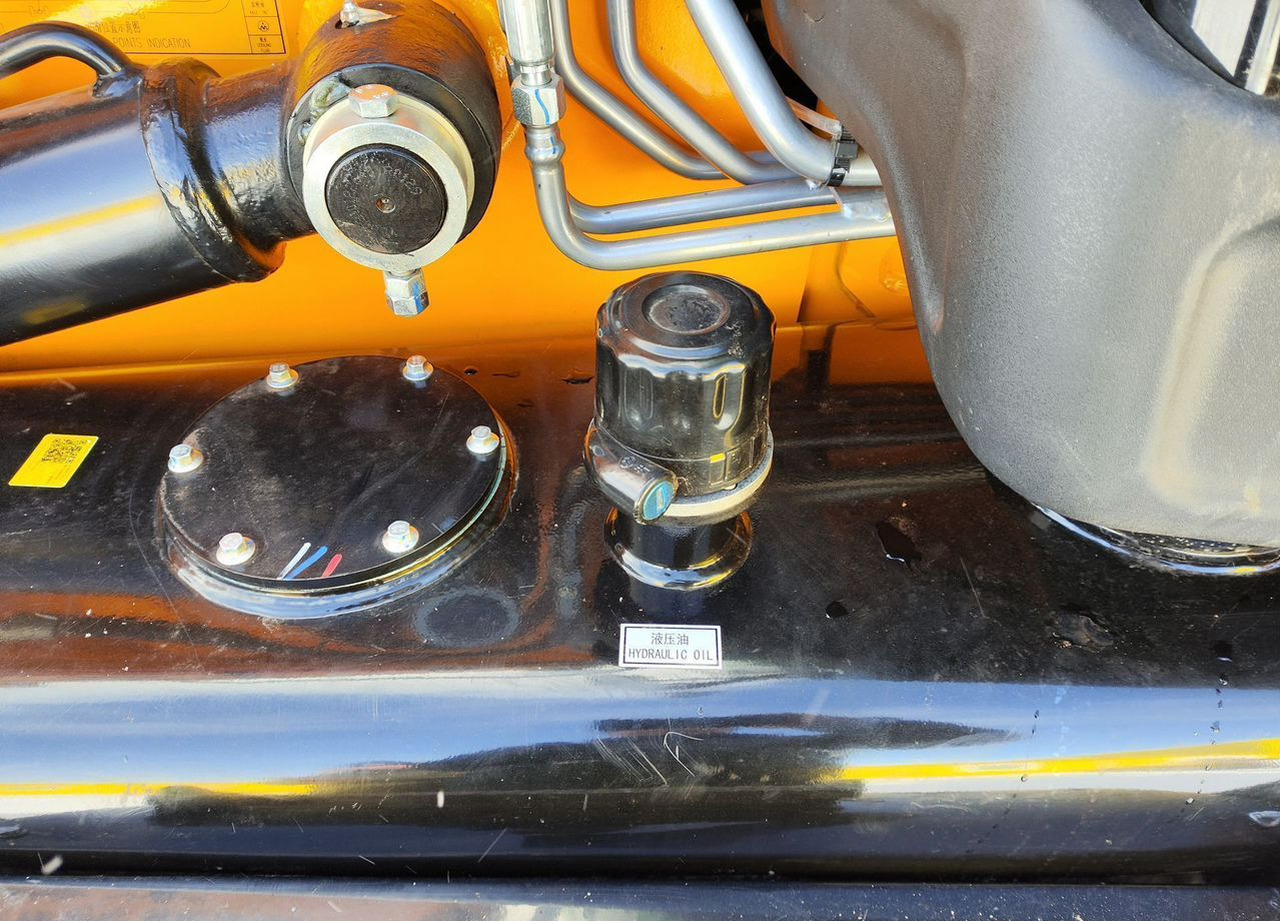 Новый Экскаватор-погрузчик Lonking 83C: фото 32