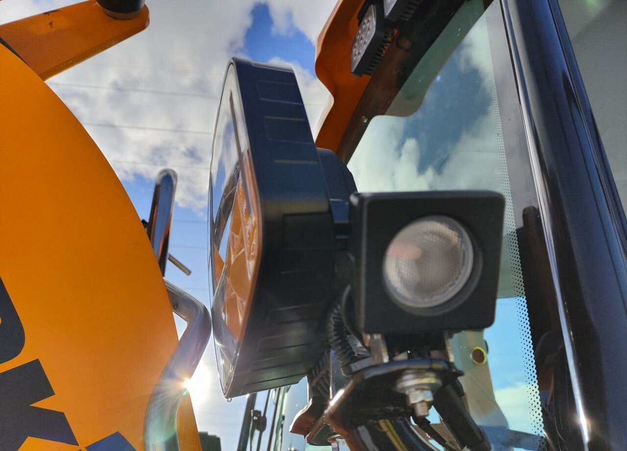 Новый Экскаватор-погрузчик Lonking 83C: фото 39