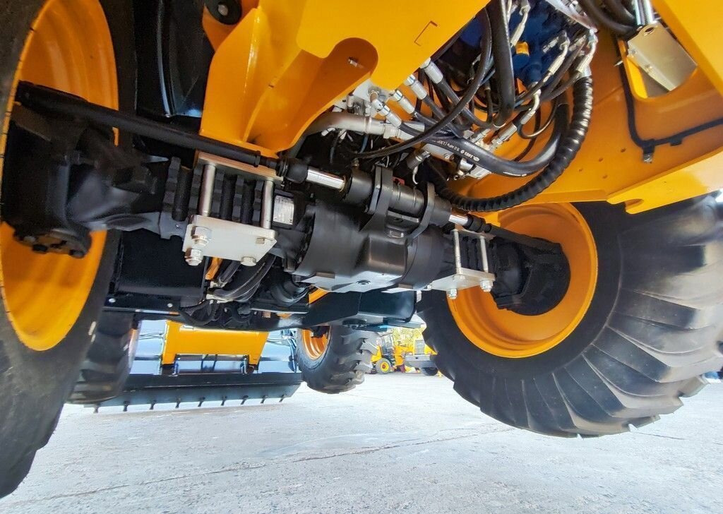 Новый Экскаватор-погрузчик Lonking 84C: фото 16