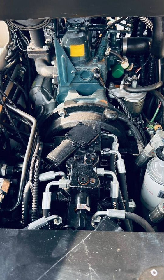 Новый Мини-погрузчик (с бортовым поворотом) Lonking CDM303: фото 10