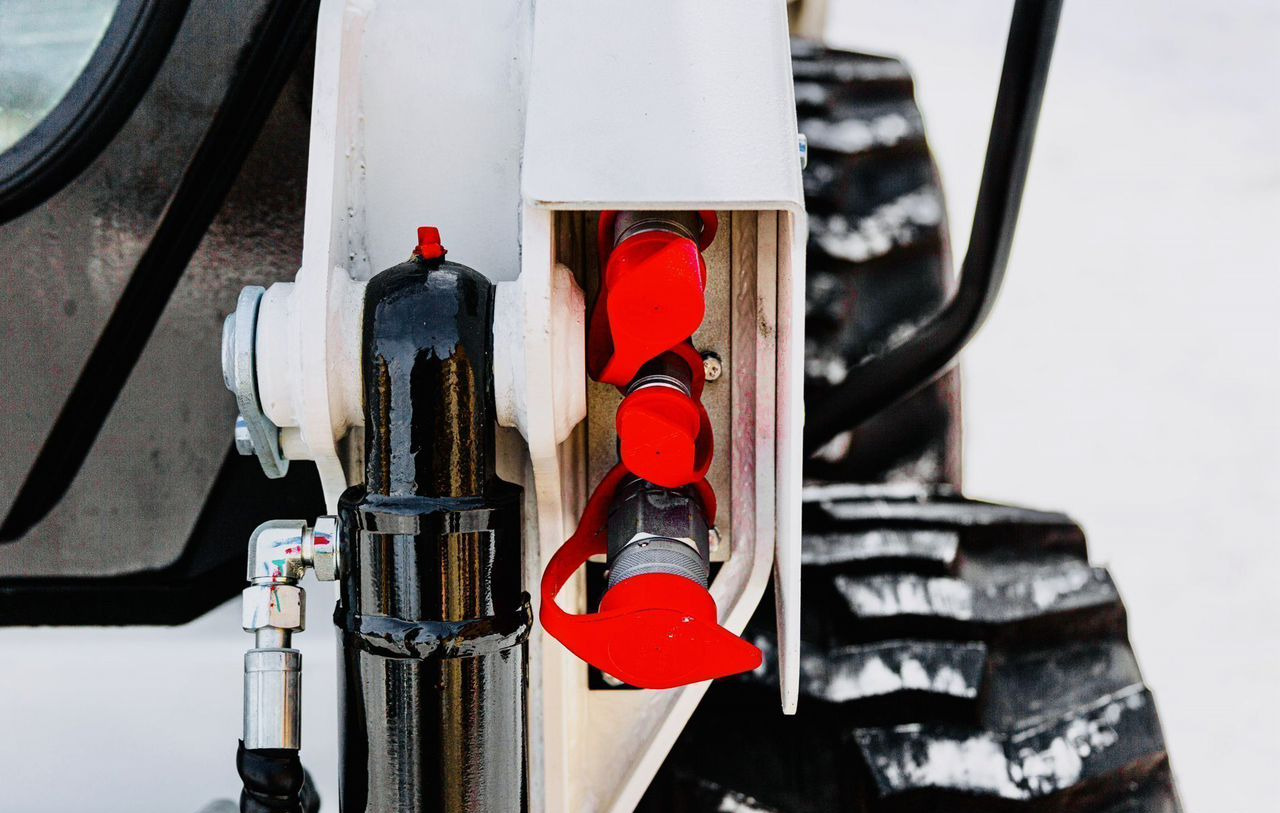 Новый Мини-погрузчик (с бортовым поворотом) Lonking CDM307: фото 7