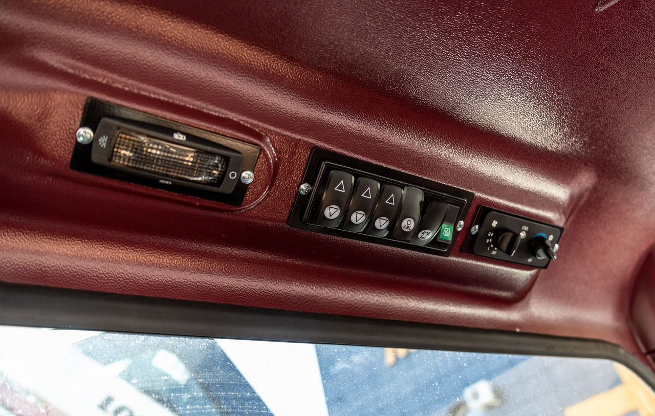 Новый Мини-погрузчик с бортовым поворотом Lonking CDM307: фото 8