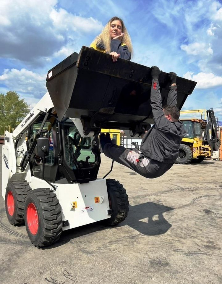 Новый Мини-погрузчик (с бортовым поворотом) Lonking CDM307: фото 32