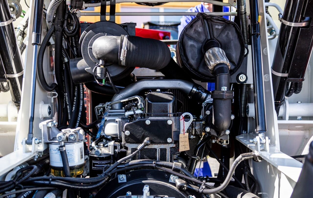 Новый Мини-погрузчик с бортовым поворотом Lonking CDM307: фото 17