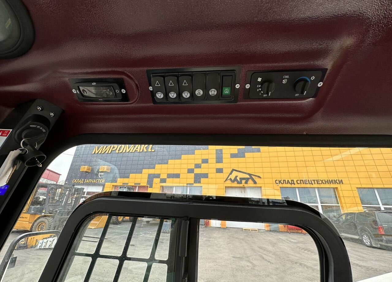 Новый Мини-погрузчик с бортовым поворотом Lonking CDM308: фото 17