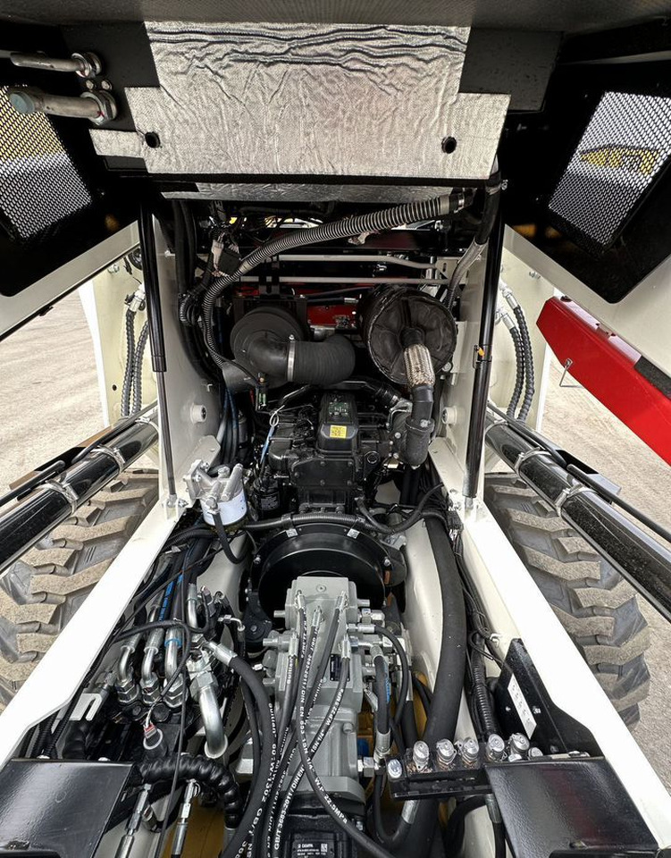 Новый Мини-погрузчик с бортовым поворотом Lonking CDM308: фото 26