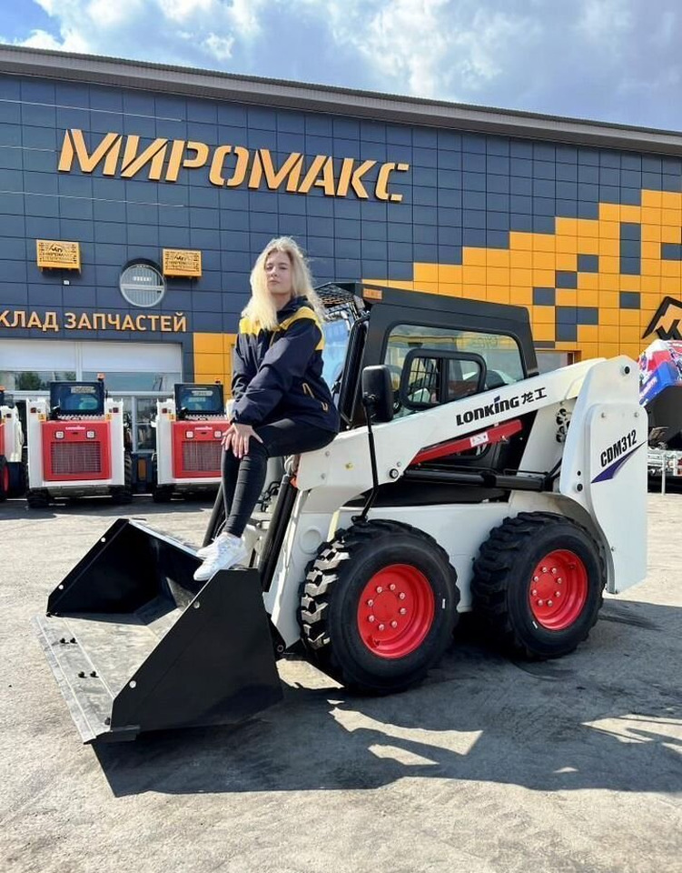 Lonking CDM308 - Мини-погрузчик с бортовым поворотом: фото 2 Lonking CDM308 - Мини-погрузчик с бортовым поворотом: фото 2