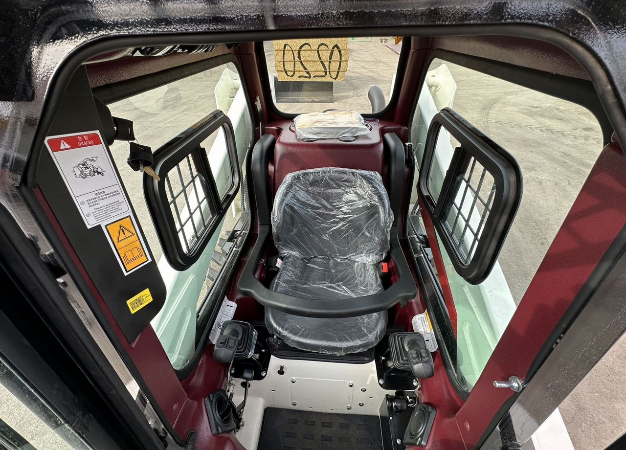 Новый Мини-погрузчик (с бортовым поворотом) Lonking CDM312: фото 10 Новый Мини-погрузчик (с бортовым поворотом) Lonking CDM312: фото 10