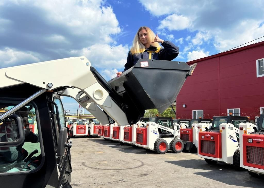 Новый Мини-погрузчик с бортовым поворотом Lonking CDM312: фото 6