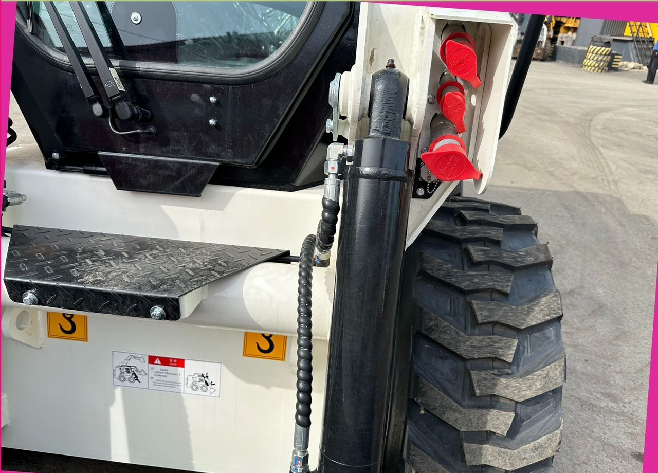 Новый Мини-погрузчик с бортовым поворотом Lonking CDM312: фото 26