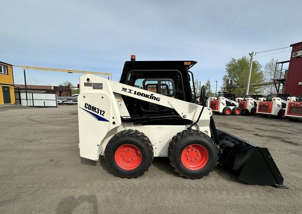 Lonking CDM312 - Мини-погрузчик (с бортовым поворотом): фото 4 Lonking CDM312 - Мини-погрузчик (с бортовым поворотом): фото 4