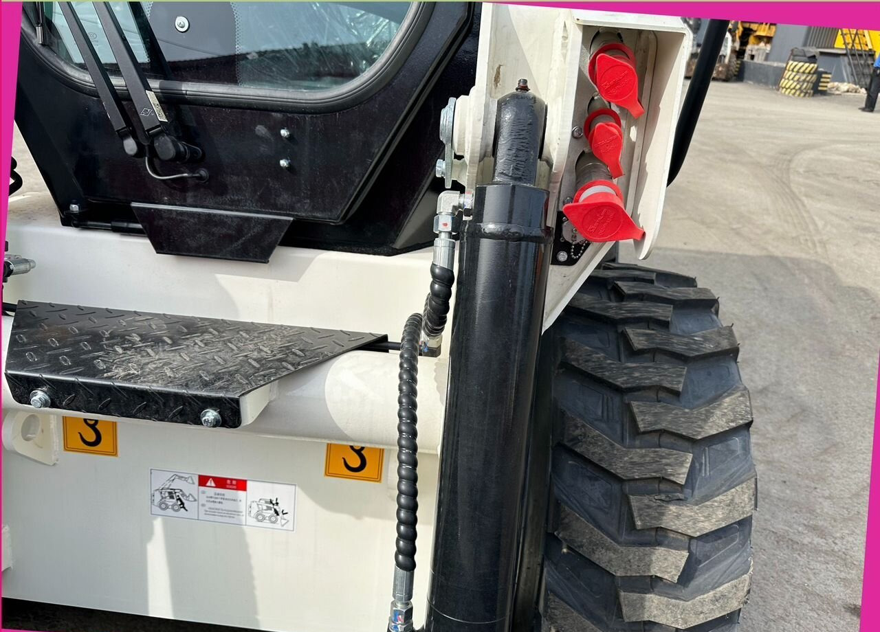 Новый Мини-погрузчик с бортовым поворотом Lonking CDM312: фото 26
