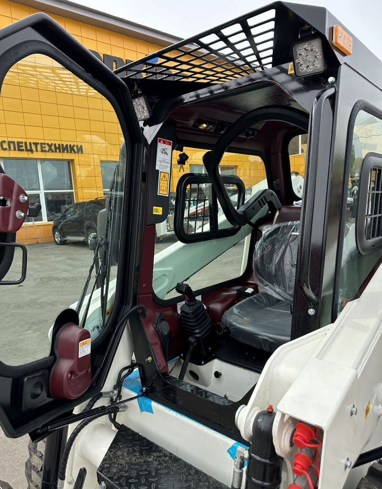 Новый Мини-погрузчик с бортовым поворотом Lonking CDM312: фото 7