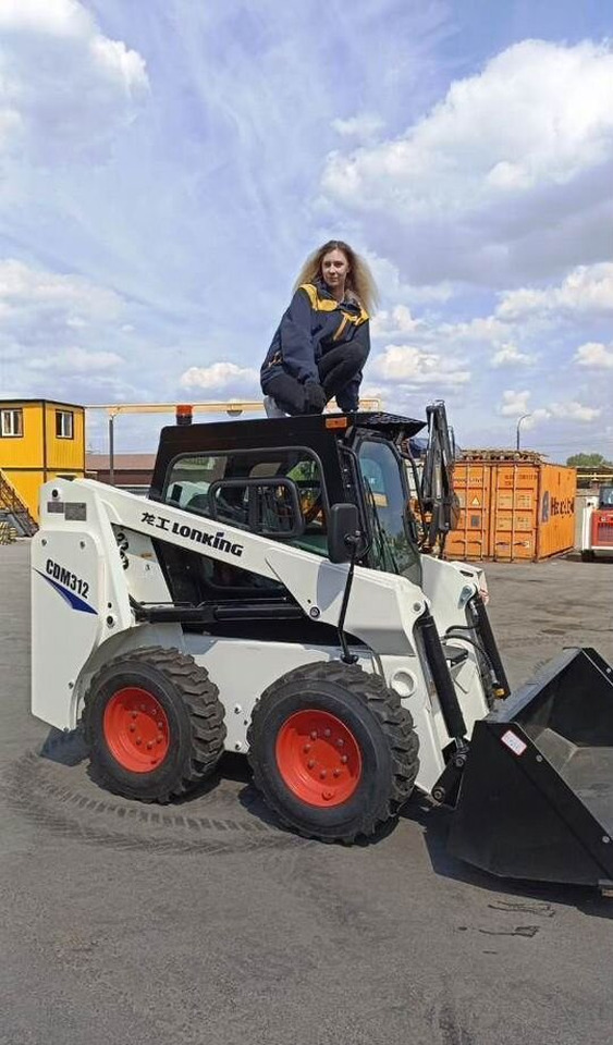 Новый Мини-погрузчик (с бортовым поворотом) Lonking CDM312: фото 11 Новый Мини-погрузчик (с бортовым поворотом) Lonking CDM312: фото 11