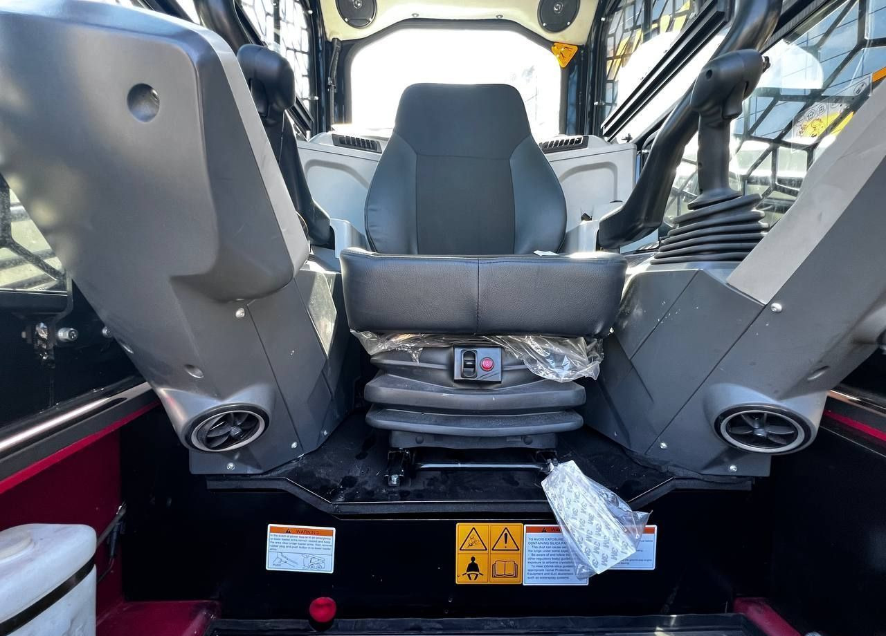 Новый Мини-погрузчик с бортовым поворотом Lonking CDM312M: фото 15