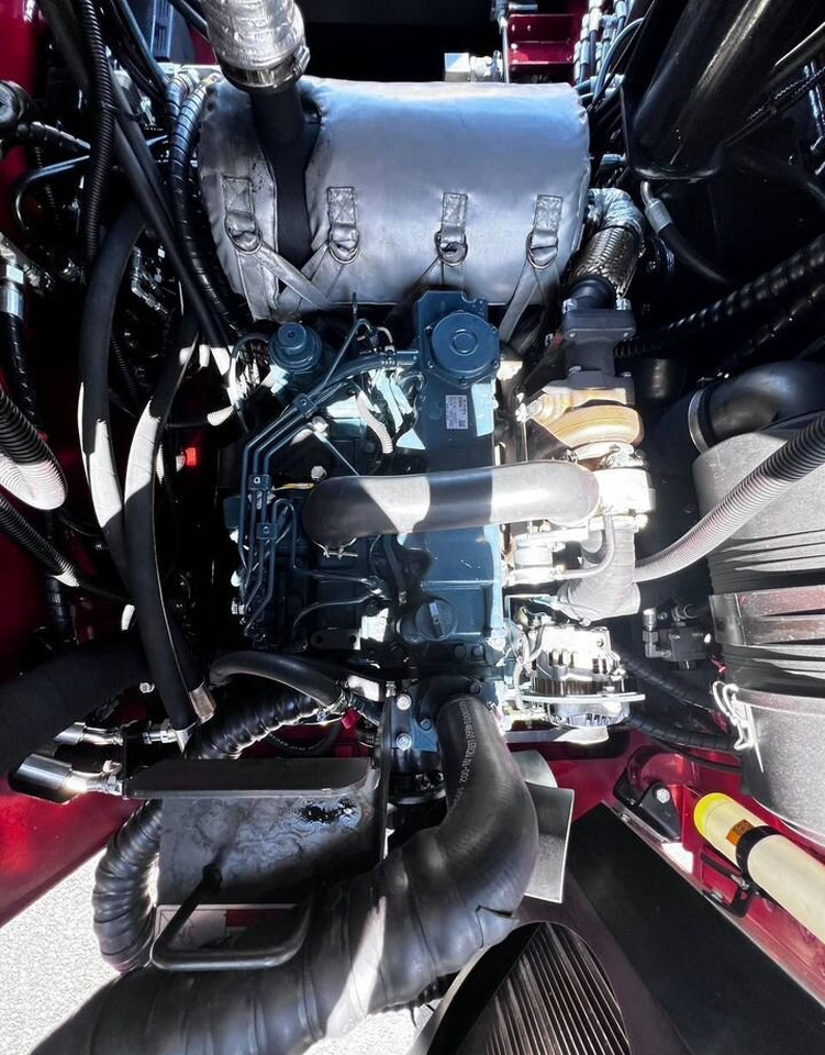 Новый Мини-погрузчик с бортовым поворотом Lonking CDM312M: фото 13