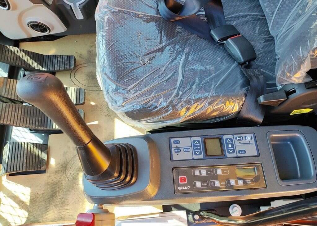 Новый Гусеничный экскаватор Lonking CDM6205: фото 17