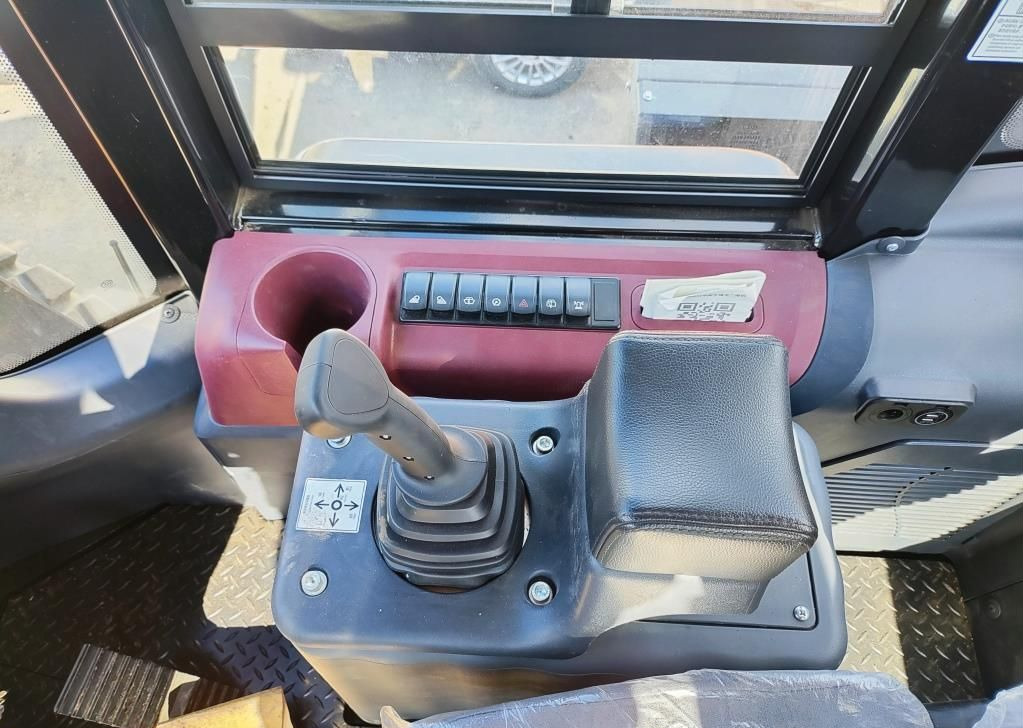 Новый Колёсный погрузчик Lonking CDM853G: фото 38 Новый Колёсный погрузчик Lonking CDM853G: фото 38