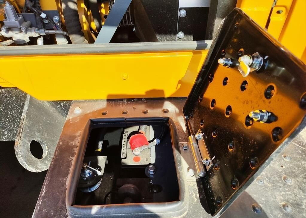 Новый Колёсный погрузчик Lonking CDM853G: фото 31