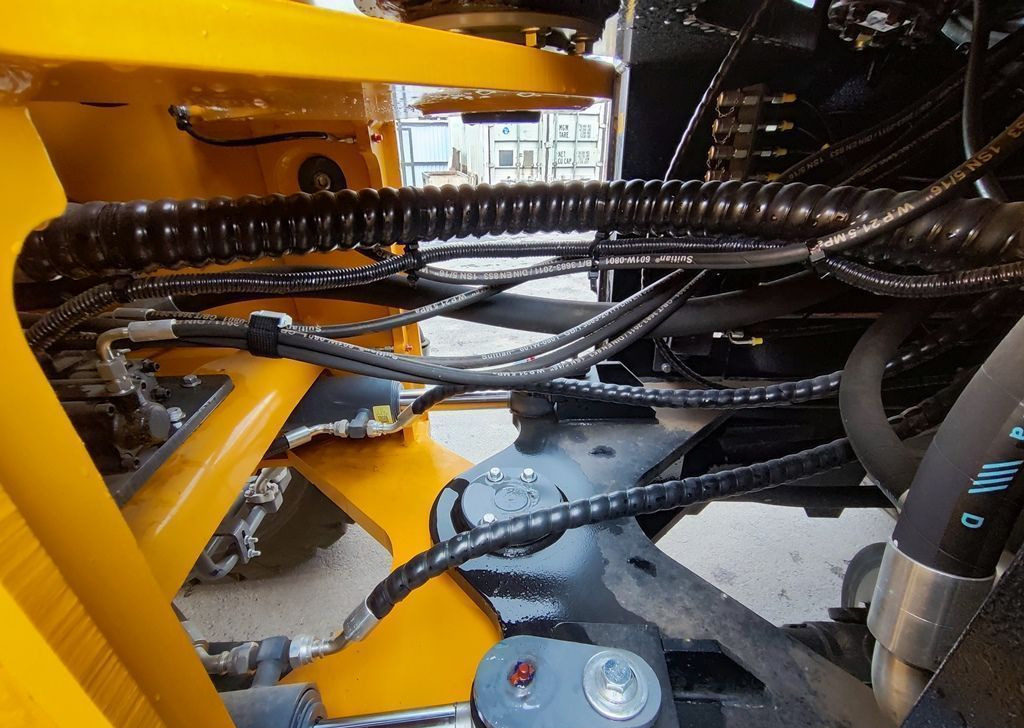 Новый Колёсный погрузчик Lonking CDM853N: фото 18 Новый Колёсный погрузчик Lonking CDM853N: фото 18