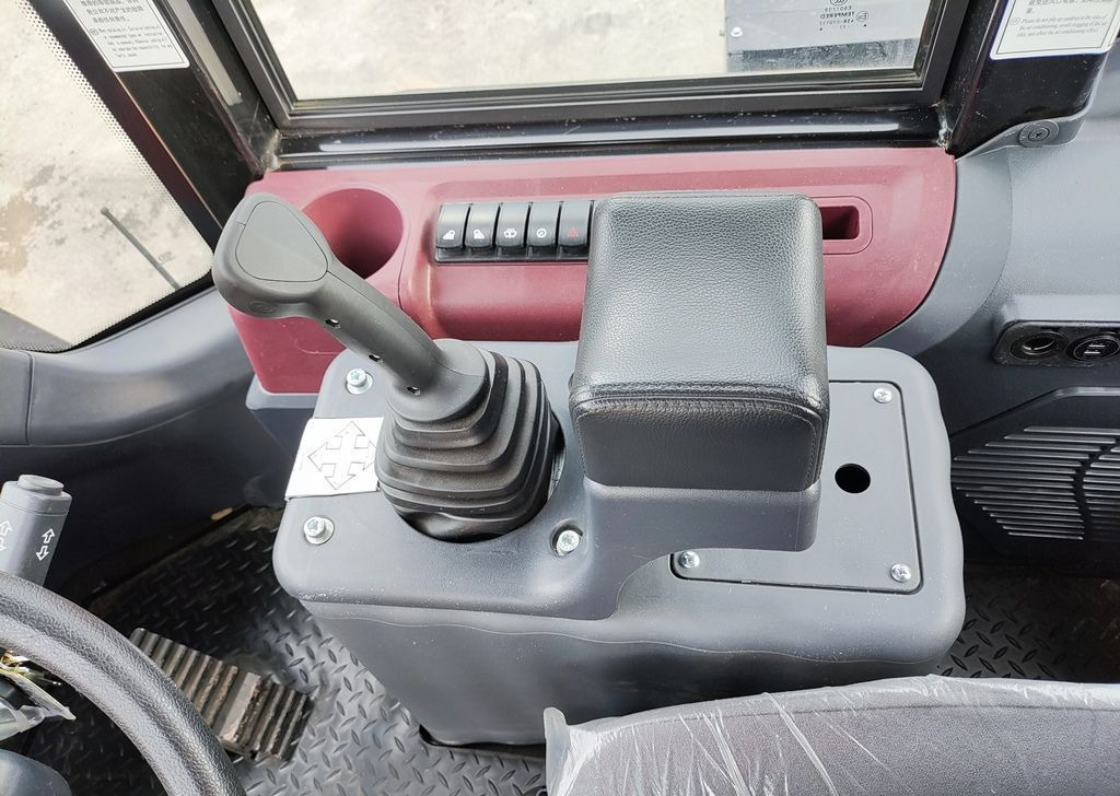 Новый Колёсный погрузчик Lonking CDM853N: фото 35 Новый Колёсный погрузчик Lonking CDM853N: фото 35