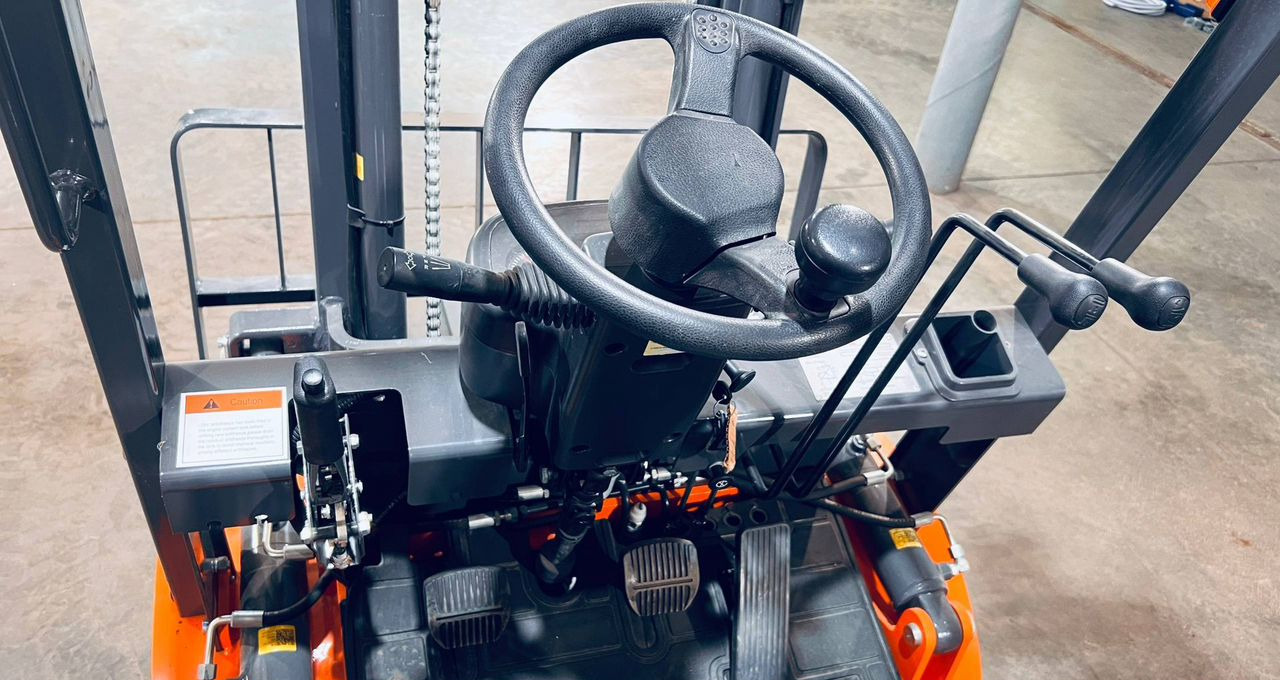 Новый Дизельный погрузчик Lonking FD15T: фото 7 Новый Дизельный погрузчик Lonking FD15T: фото 7