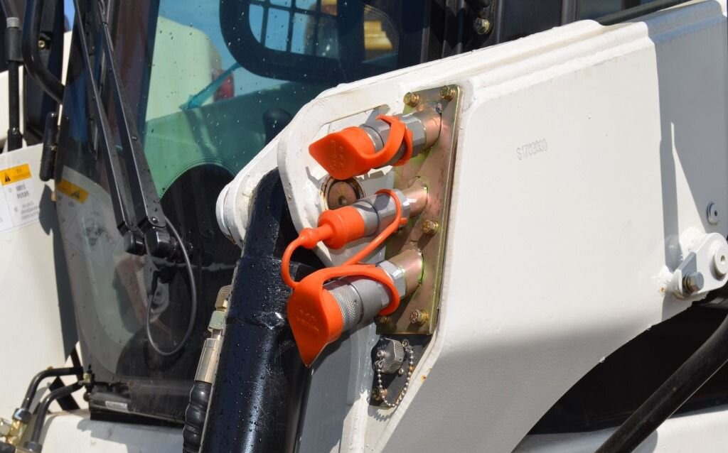 Новый Мини-погрузчик (с бортовым поворотом) Мини погрузчик Lonking CDM307, 760-900кг. 2020 г.в: фото 15