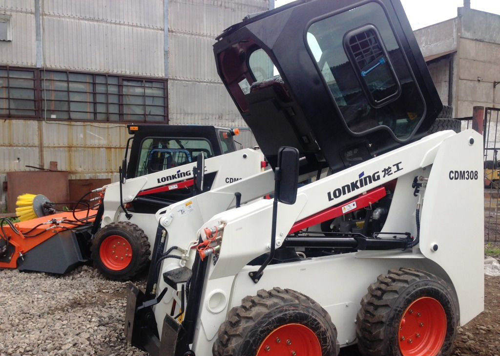 Новый Мини-погрузчик (с бортовым поворотом) Мини погрузчик Lonking CDM307, 760-900кг. 2020 г.в: фото 9