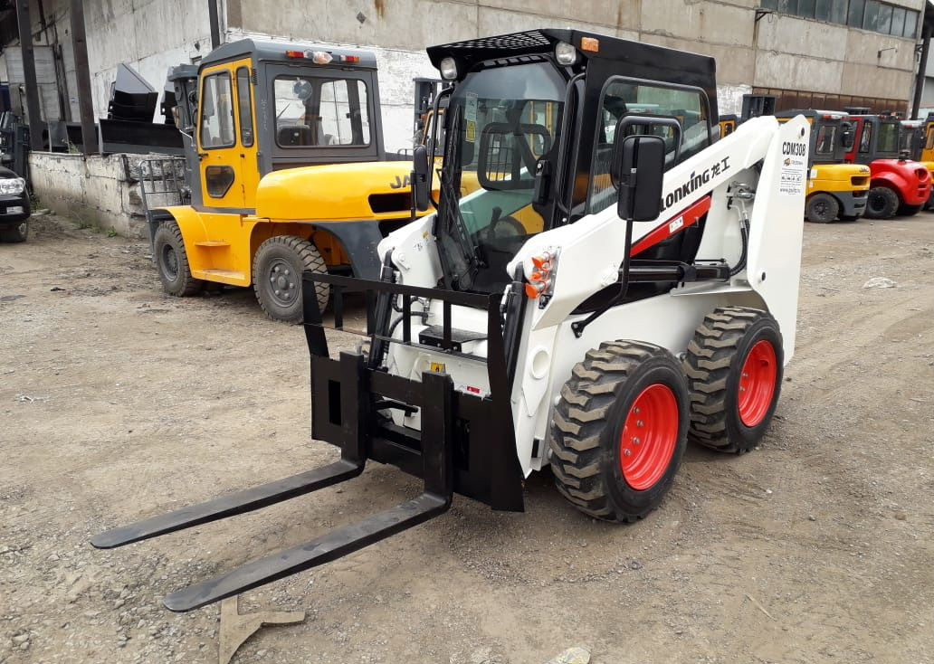 Мини-погрузчик Lonking CDM307 (BobCat) - Мини-погрузчик (с бортовым поворотом): фото 4 Мини-погрузчик Lonking CDM307 (BobCat) - Мини-погрузчик (с бортовым поворотом): фото 4