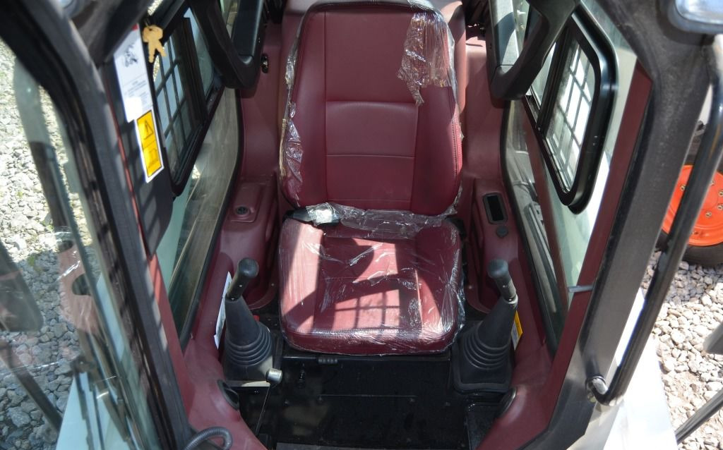 Новый Мини-погрузчик (с бортовым поворотом) Мини-погрузчик Lonking CDM307: фото 7