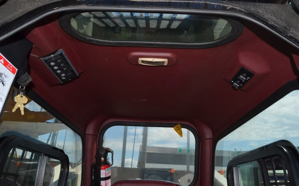 Новый Мини-погрузчик (с бортовым поворотом) Мини-погрузчик Lonking CDM307: фото 12