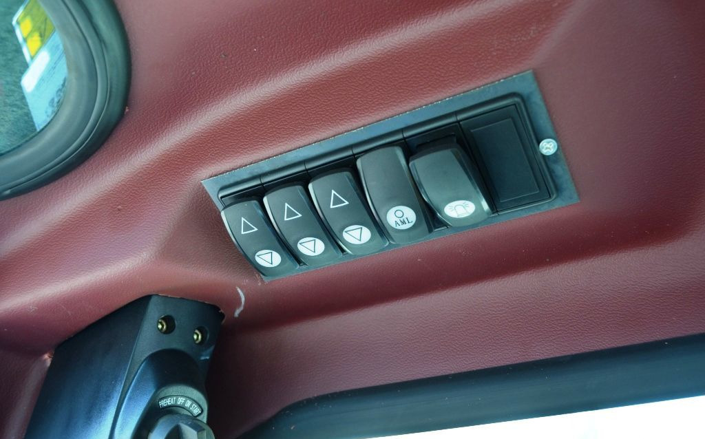 Новый Мини-погрузчик (с бортовым поворотом) Мини-погрузчик Lonking CDM312: фото 13