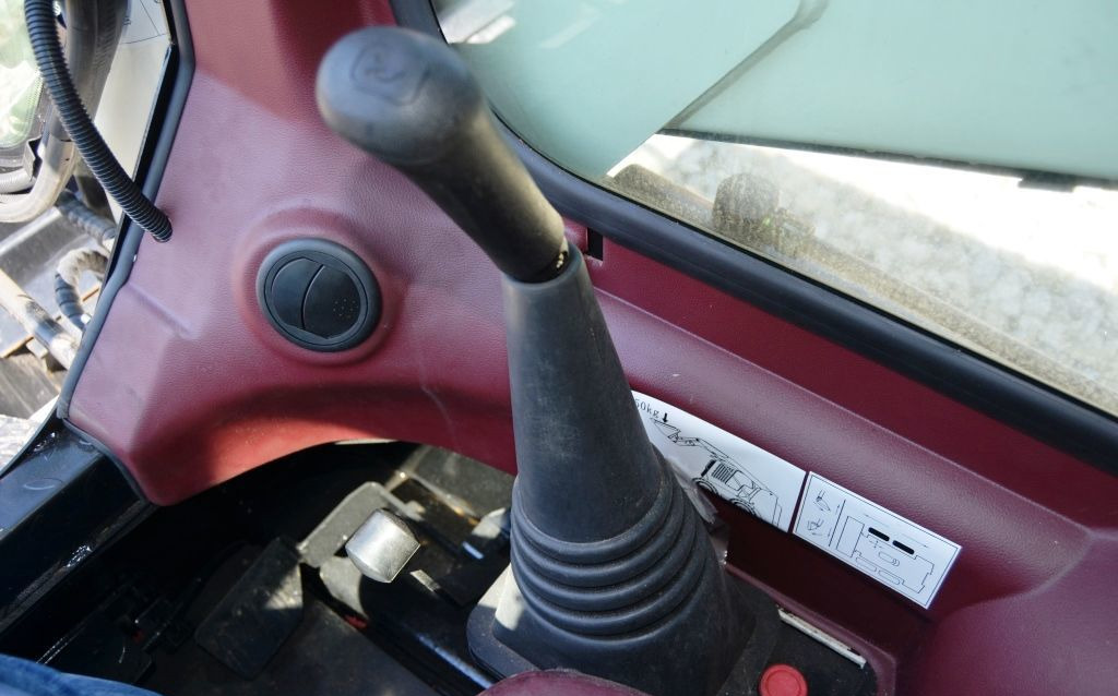 Новый Мини-погрузчик (с бортовым поворотом) Мини-погрузчик Lonking CDM312: фото 9