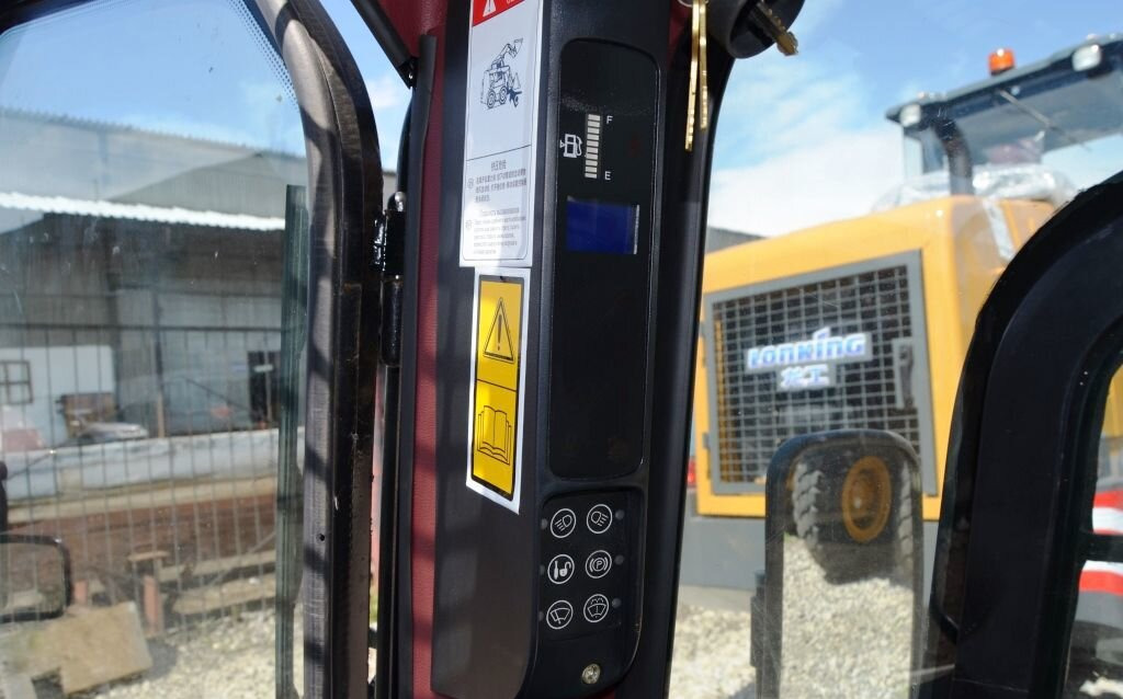 Новый Мини-погрузчик (с бортовым поворотом) Мини-погрузчик Lonking CDM312: фото 11