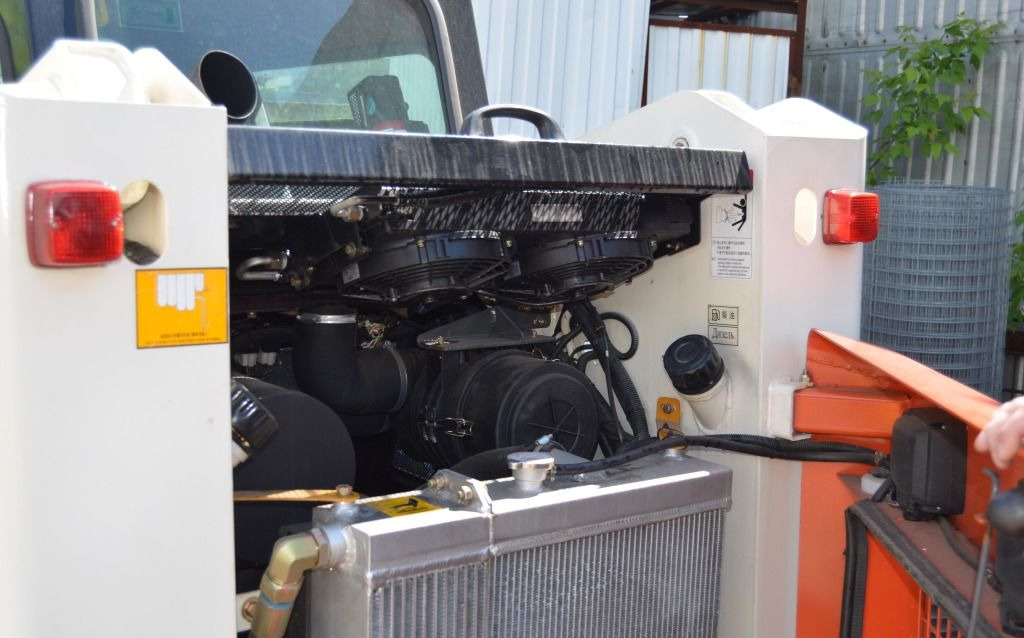 Новый Мини-погрузчик (с бортовым поворотом) Минипогрузчик Lonking CDM307, 760-1230кг. 2021 г.в: фото 20