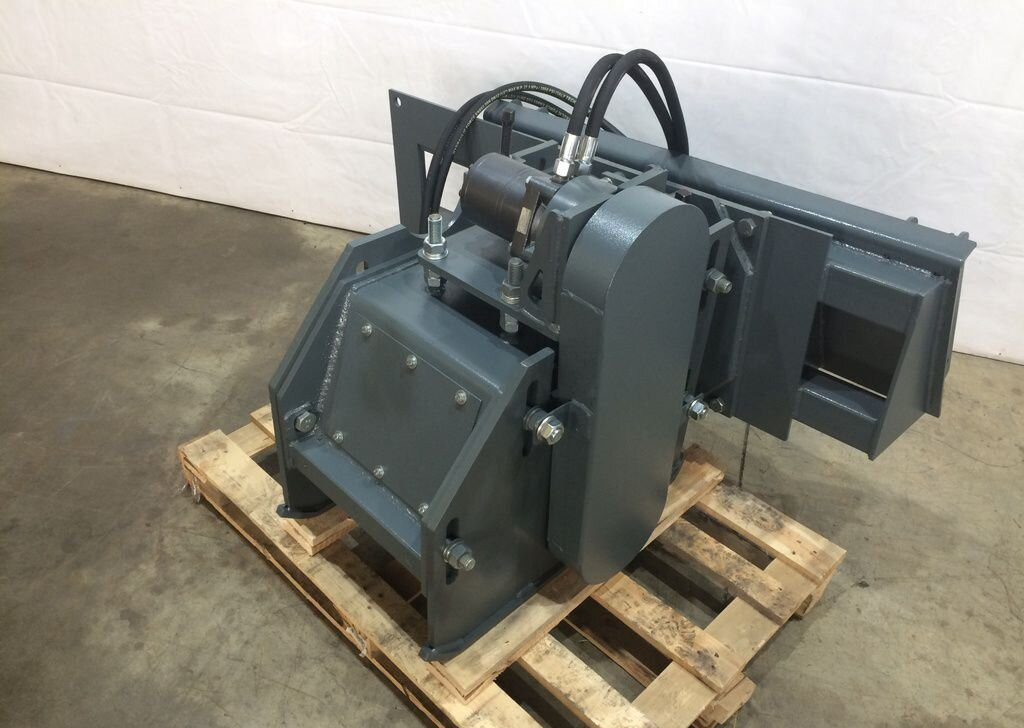 Дорожная фреза на мини-погрузчик - Навесное оборудование для Мини-погрузчиков с бортовым поворотом: фото 1 Дорожная фреза на мини-погрузчик - Навесное оборудование для Мини-погрузчиков с бортовым поворотом: фото 1