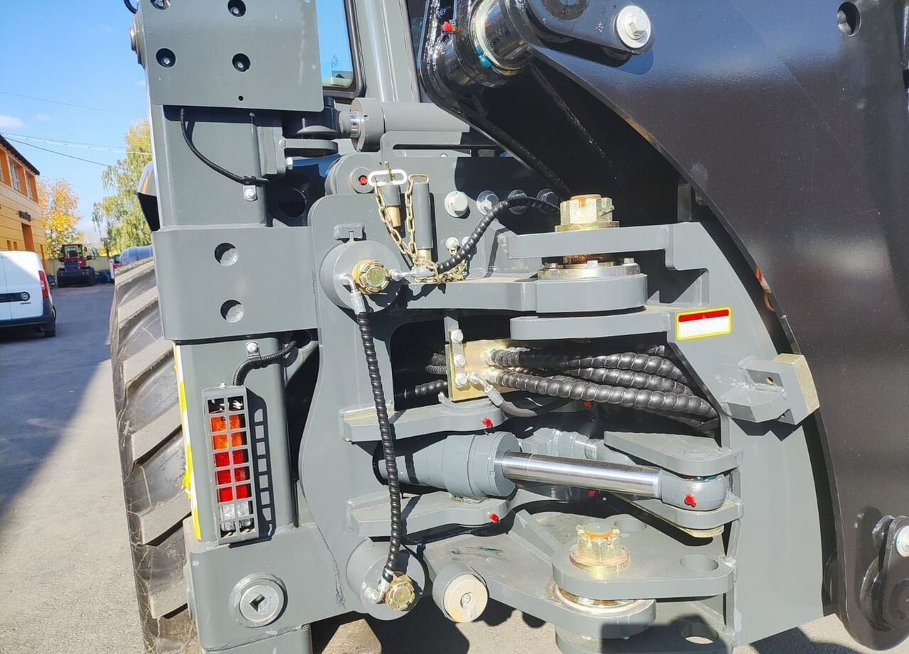 Новый Экскаватор-погрузчик Shanmon 388H-III Carraro: фото 16