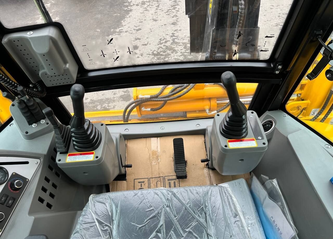 Новый Экскаватор-погрузчик Shanmon 388H-III Carraro: фото 10