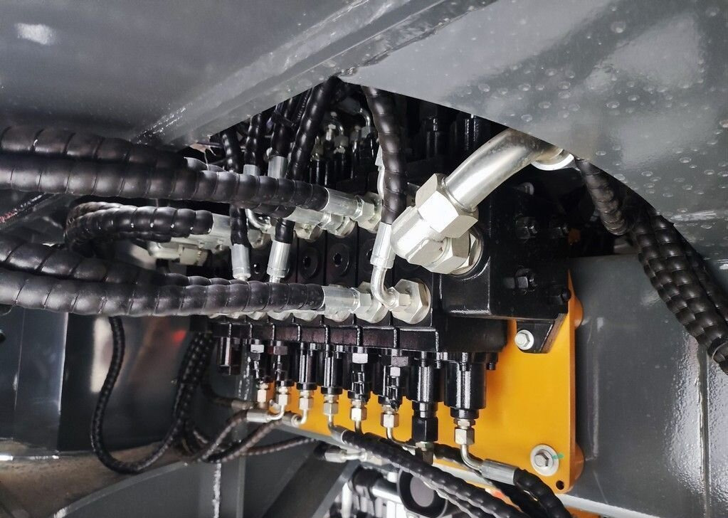 Новый Экскаватор-погрузчик Shanmon 388H-III Carraro: фото 29