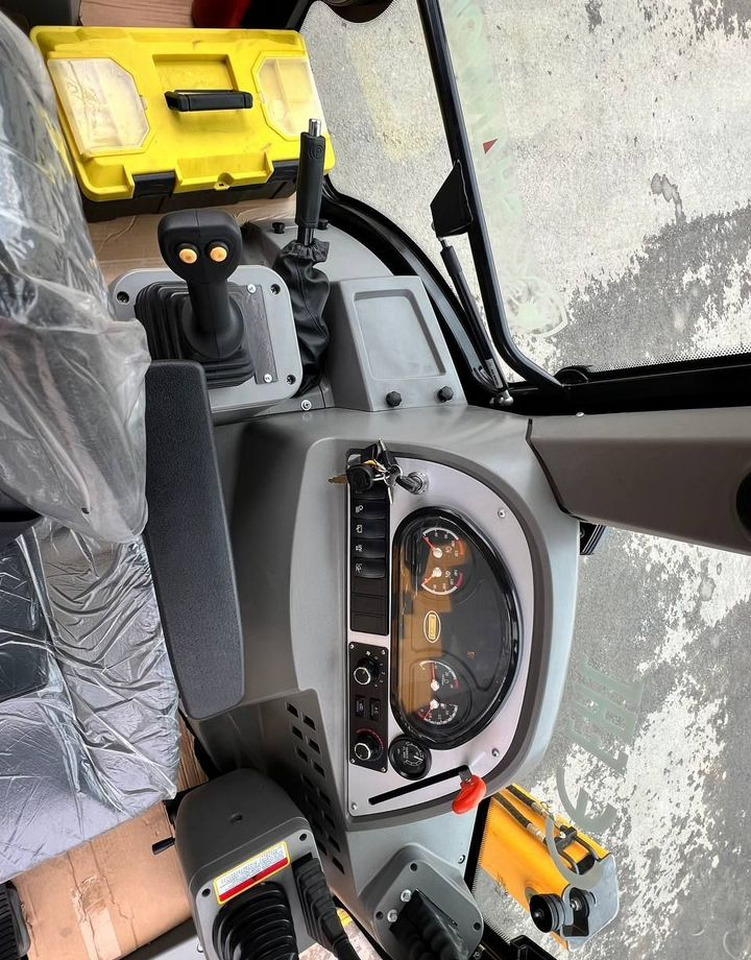 Новый Экскаватор-погрузчик Shanmon 388H-III Carraro: фото 8