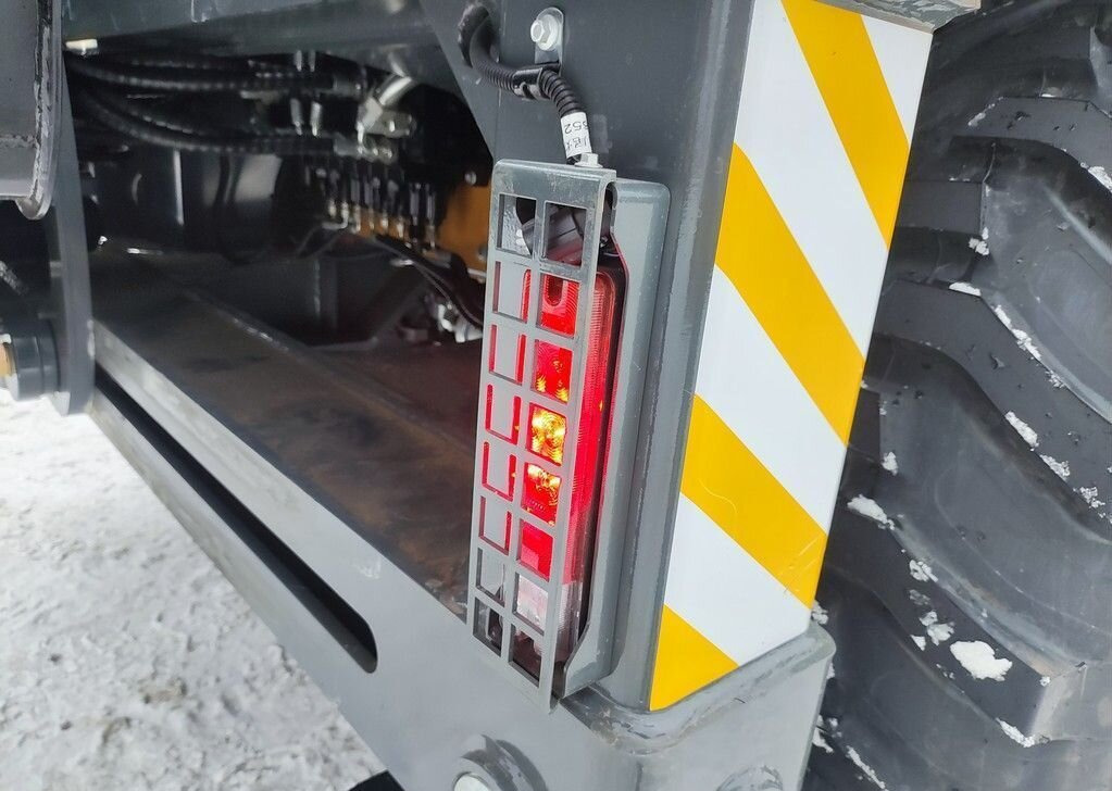 Новый Экскаватор-погрузчик Shanmon 388H-III Carraro: фото 28