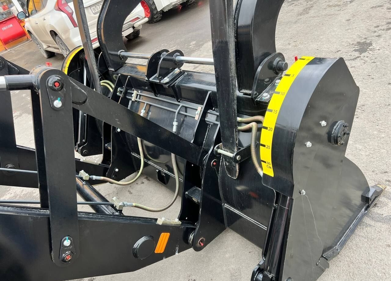 Shanmon 388H-III Carraro - Экскаватор-погрузчик: фото 5 Shanmon 388H-III Carraro - Экскаватор-погрузчик: фото 5