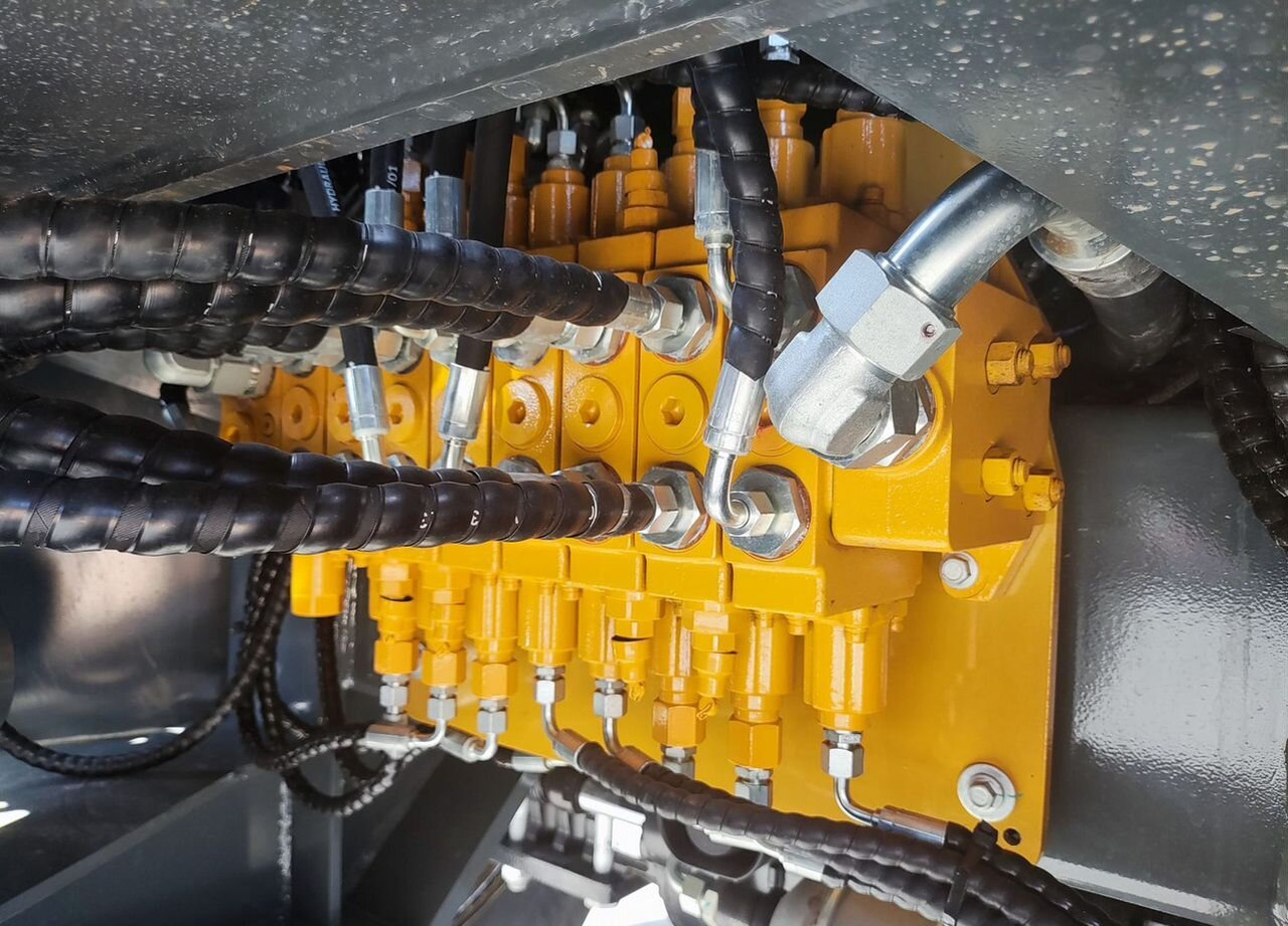 Новый Экскаватор-погрузчик Shanmon 388H-III: фото 17