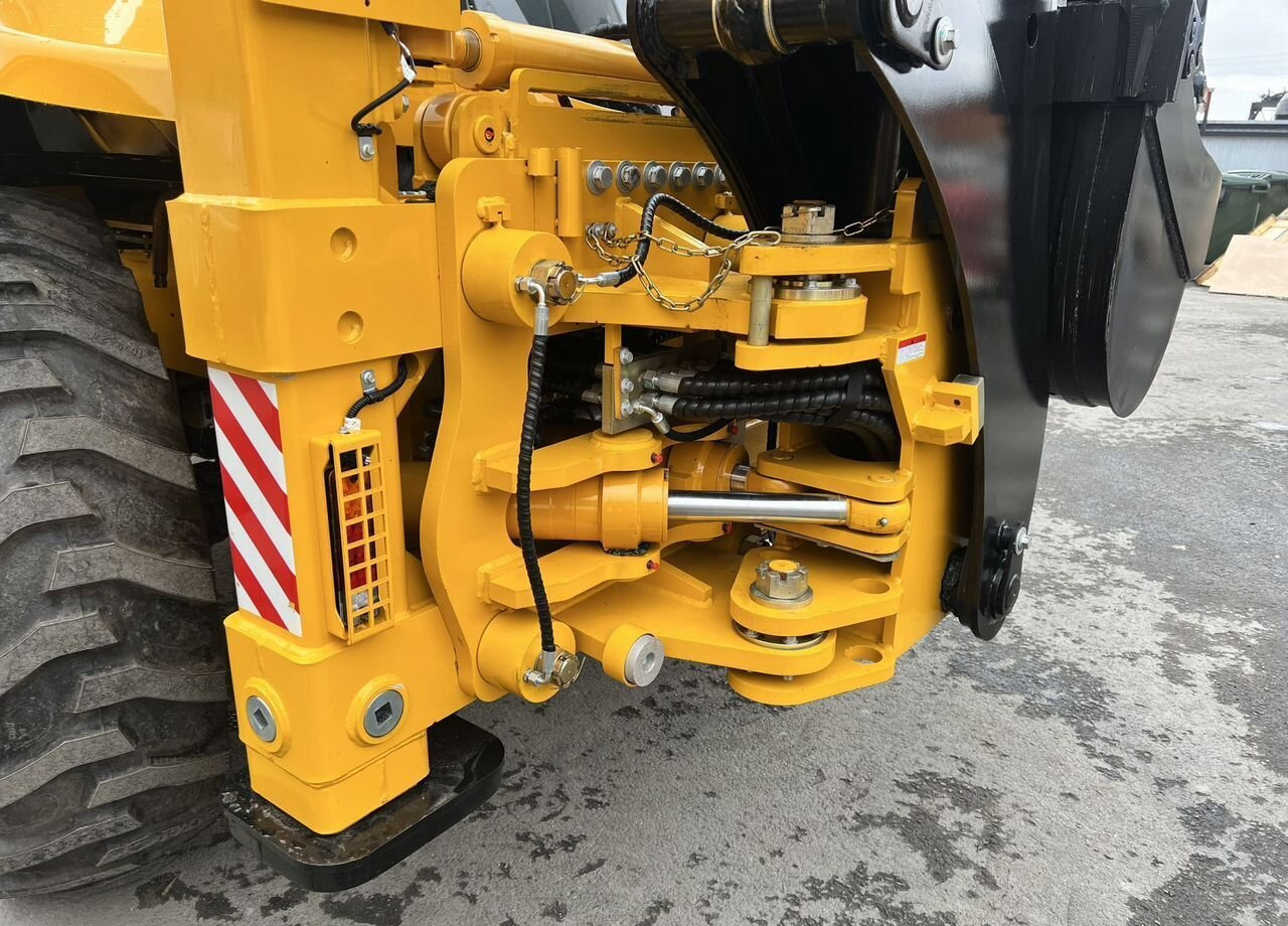 Новый Экскаватор-погрузчик Shanmon 388H-III: фото 6