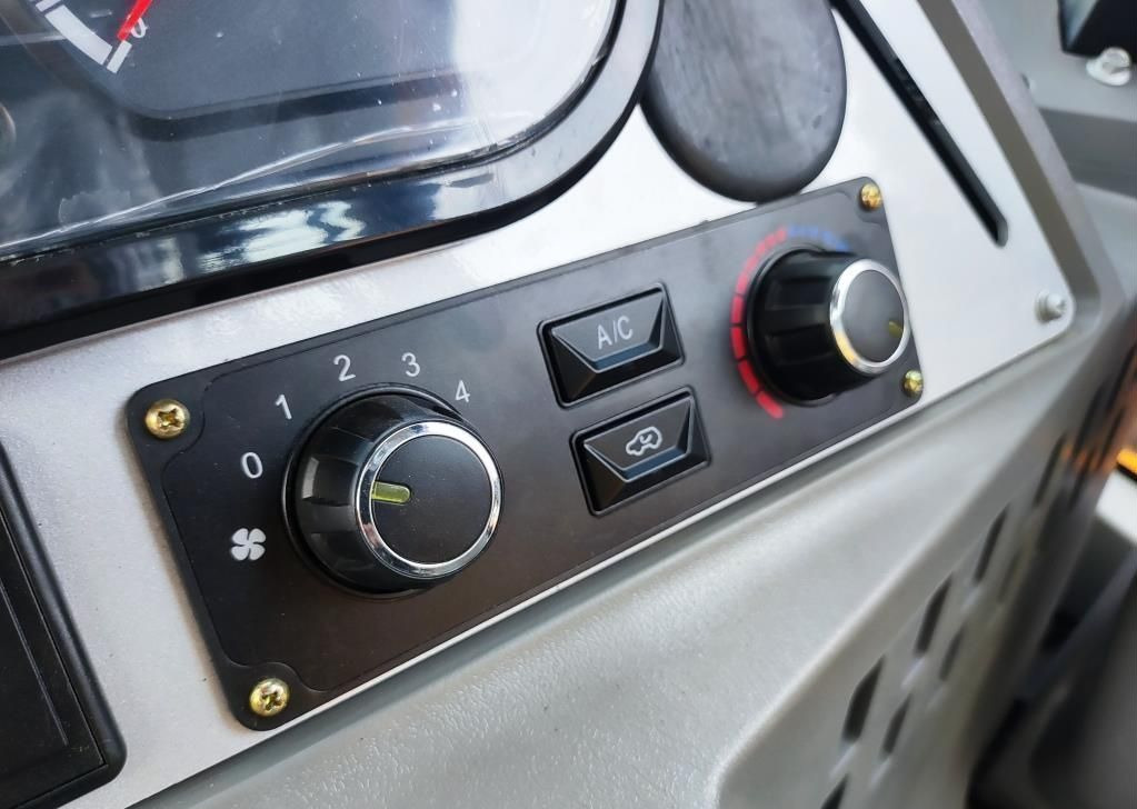 Новый Экскаватор-погрузчик Shanmon 388T: фото 16