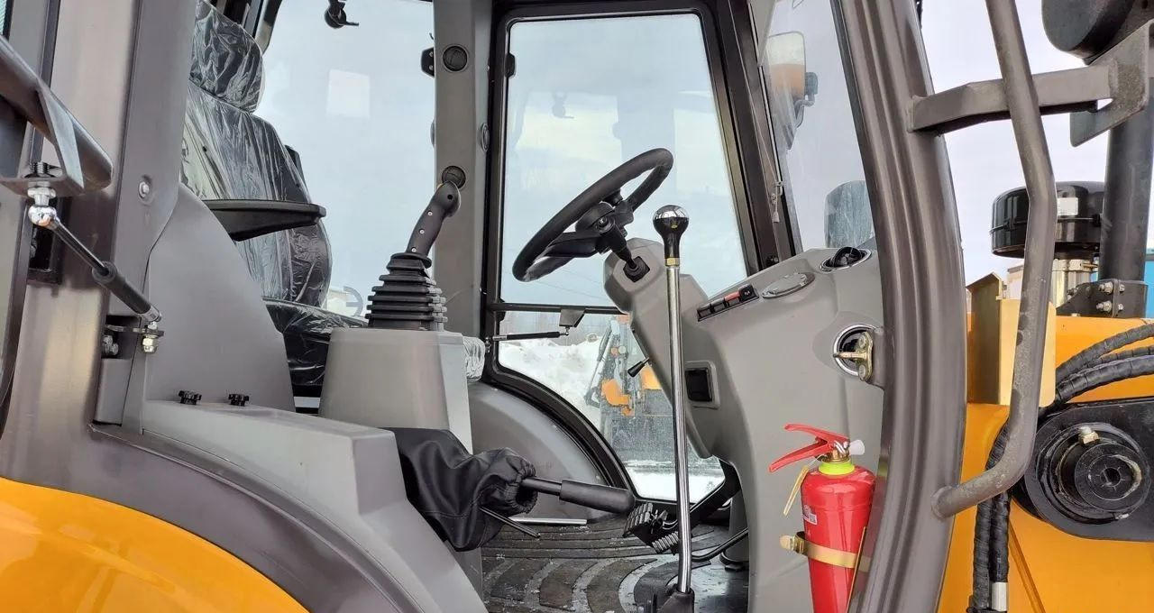 Shanmon 388T - Экскаватор-погрузчик: фото 5 Shanmon 388T - Экскаватор-погрузчик: фото 5