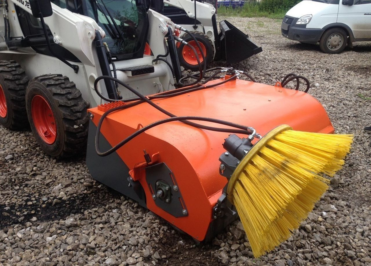 Щетка с бункером - Щетка: фото 1 Щетка с бункером - Щетка: фото 1