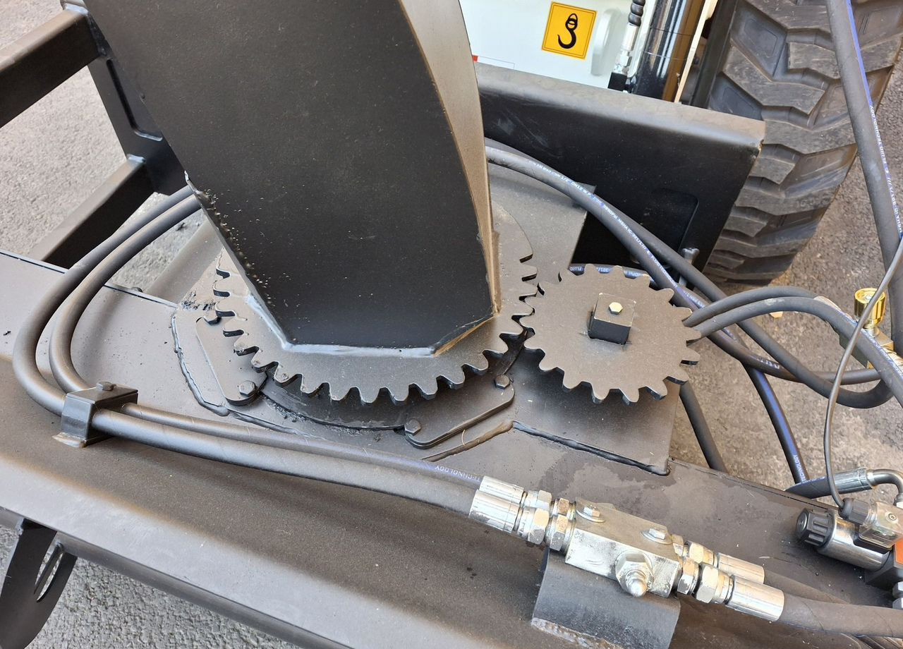 Снегоочиститель фрезерно-роторный - Роторный снегоочиститель: фото 4 Снегоочиститель фрезерно-роторный - Роторный снегоочиститель: фото 4